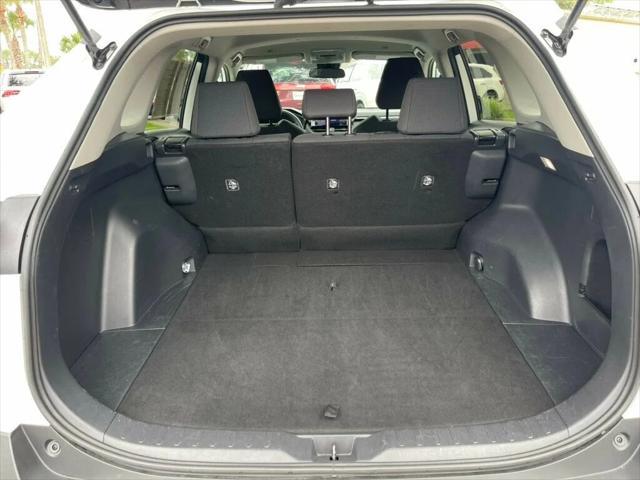 2023 toyota rav4 le