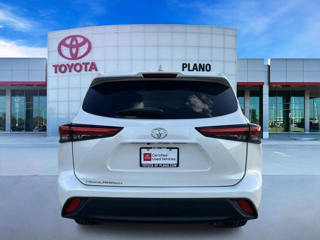 2021 toyota highlander l