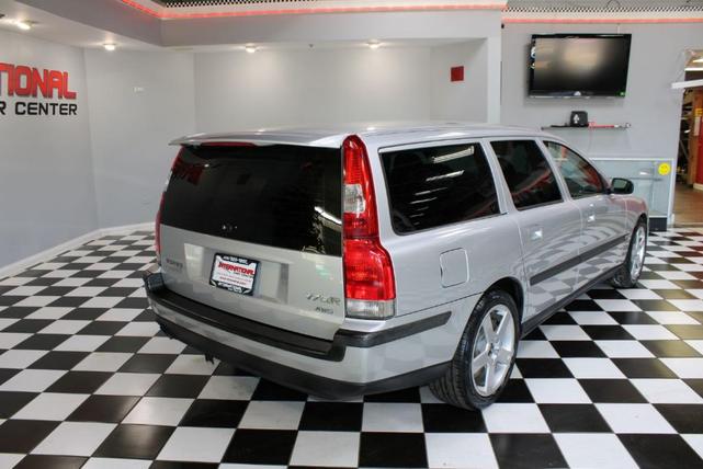2004 volvo v70 r