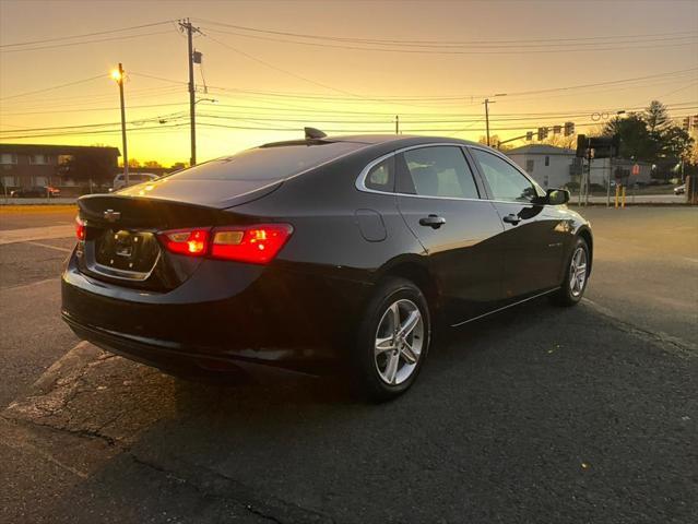 2022 chevrolet malibu 1ls