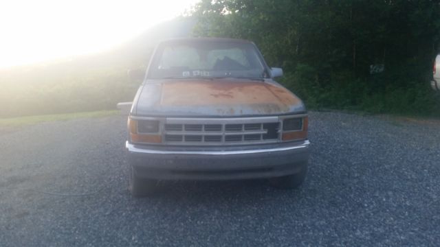 1991 dodge dakota 3.9l 4x4 farm truck/parts vehicle