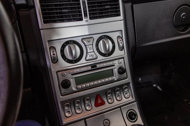 2005 chrysler crossfire base