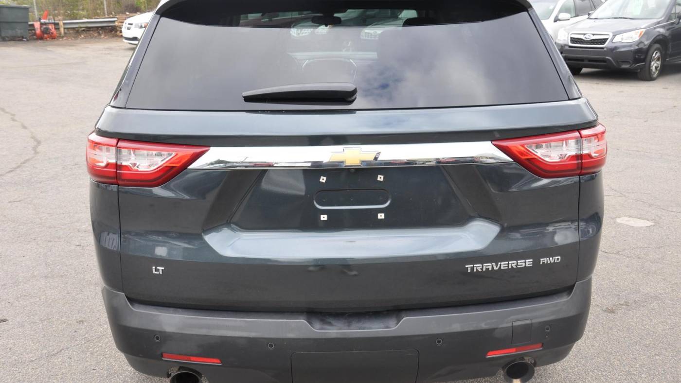 2018 chevrolet traverse lt cloth