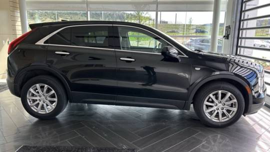 2022 cadillac xt4 luxury
