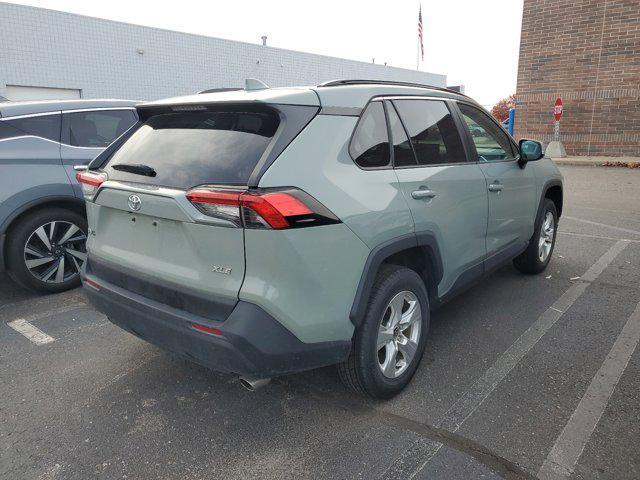 2021 toyota rav4 xle