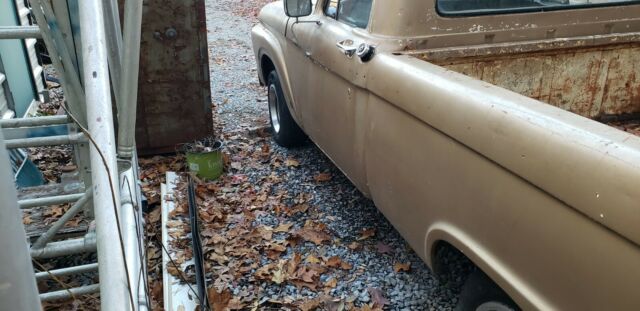 l.1965 ford f100 custom cab short bed