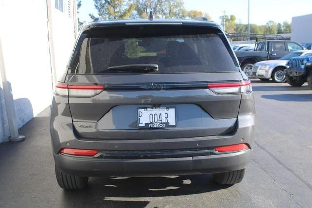 2024 jeep grand cherokee laredo