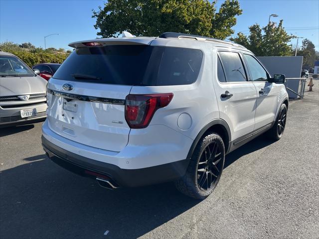 2017 ford explorer sport