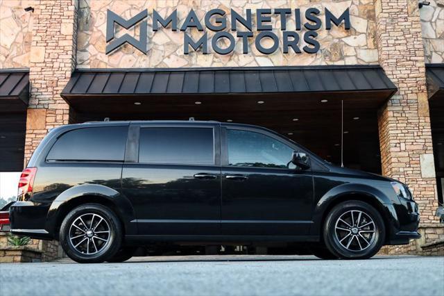 2018 dodge grand caravan gt