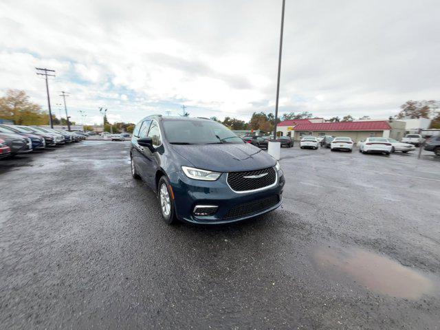 2022 chrysler pacifica touring l
