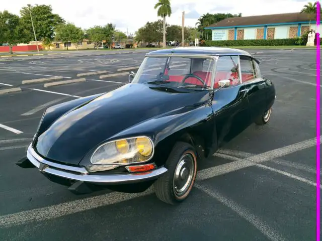 1971 citroen id20. restored perfect