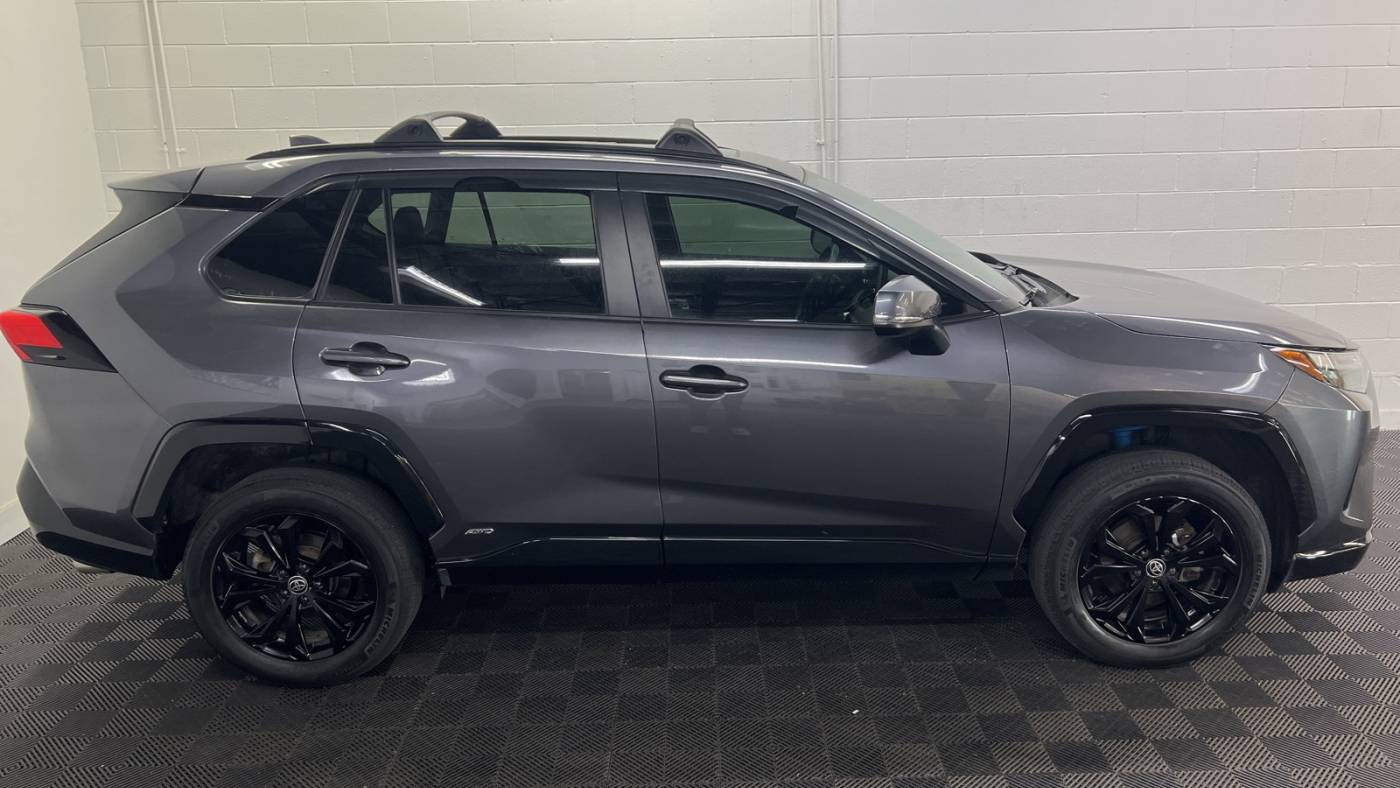 2022 toyota rav4 hybrid se