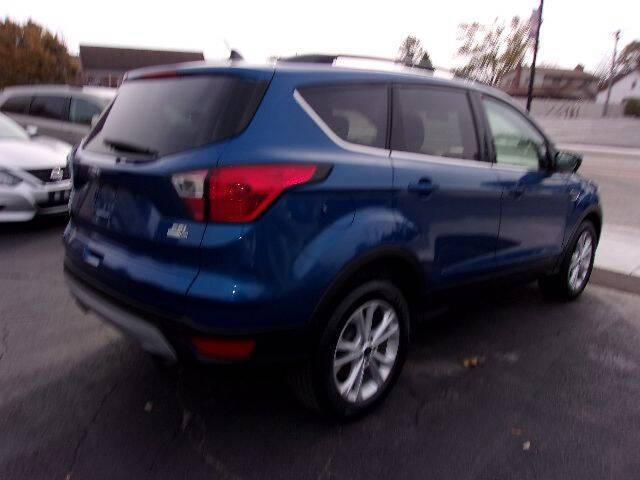 2019 ford escape sel