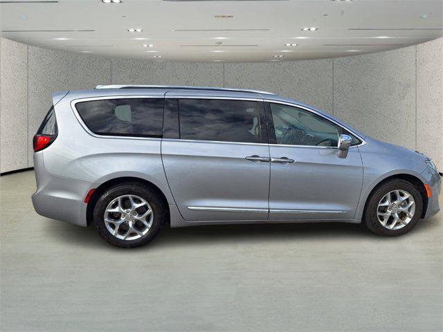 2018 chrysler pacifica limited