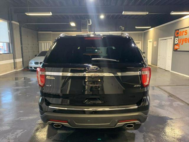 2018 ford explorer xlt