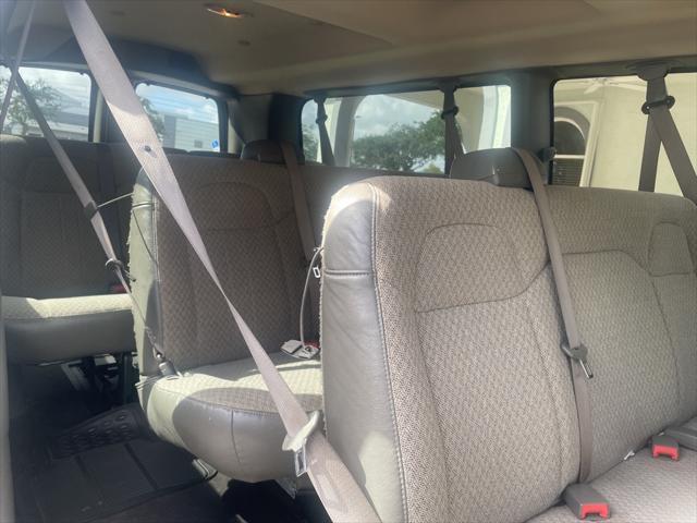 2020 chevrolet express 3500 rwd 3500 extended wheelbase lt