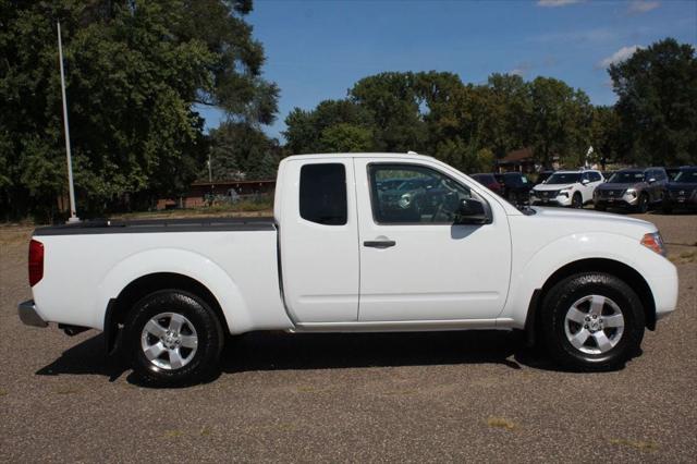 2013 nissan frontier sv