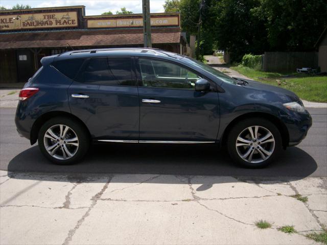 2011 nissan murano le
