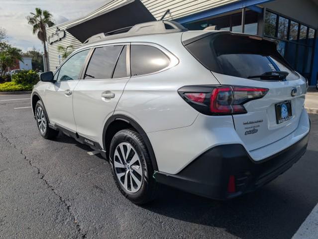 2022 subaru outback premium