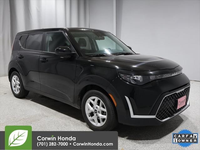 2023 kia soul lx
