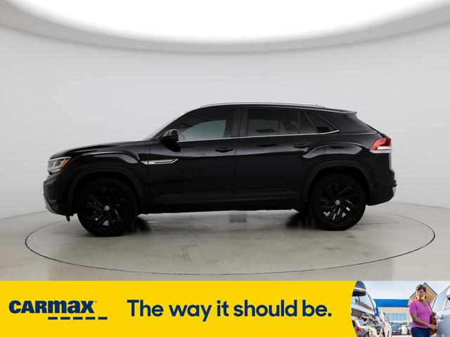 2022 volkswagen atlas cross sport se w/tech