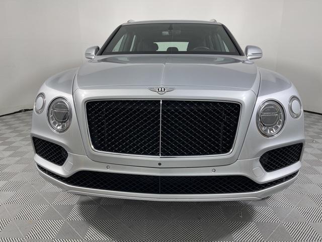 2019 bentley bentayga v8