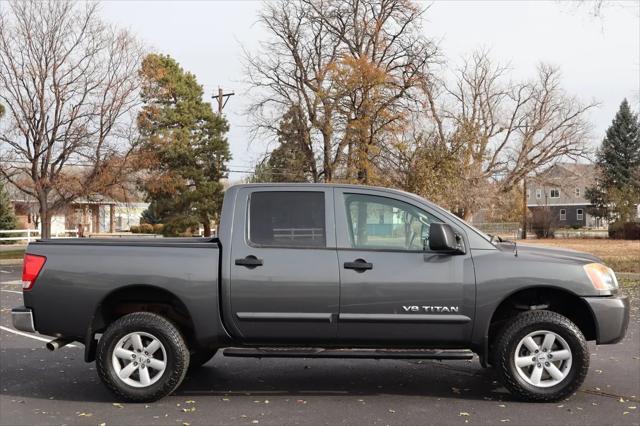 2012 nissan titan sv
