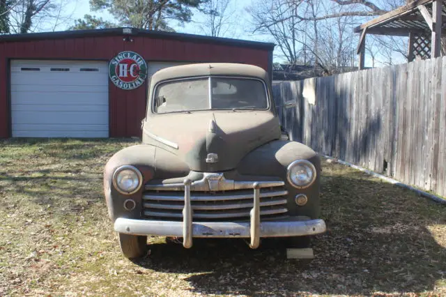 1947 ford super deluxe 2 dr sedan - v8