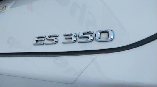 2021 Lexus ES