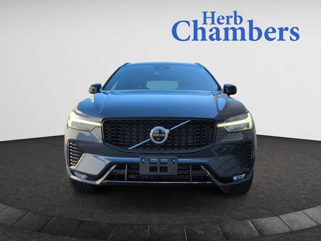 2022 volvo xc60 r-design