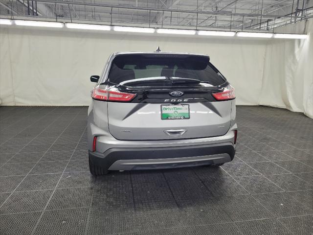 2022 ford edge sel