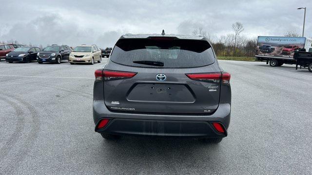 2022 toyota highlander hybrid xle
