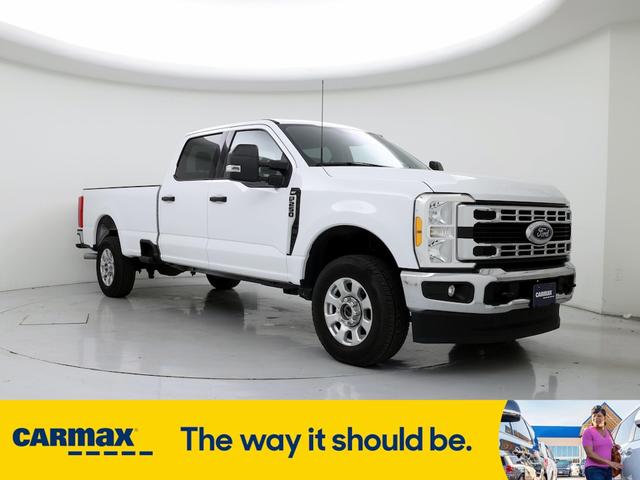 2023 ford f-250 xlt
