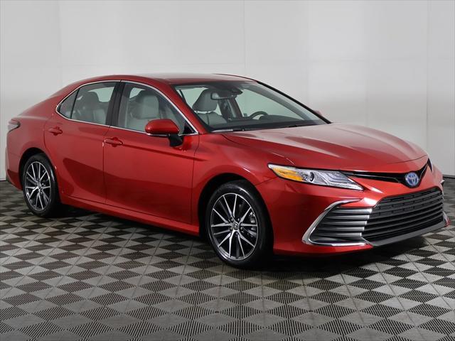 2023 toyota camry hybrid xle