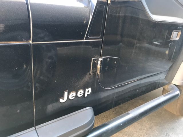 1989 jeep wrangler 6 cyl, 4.2 l, manual 5-sped, 92k miles,compl. serv. records!!
