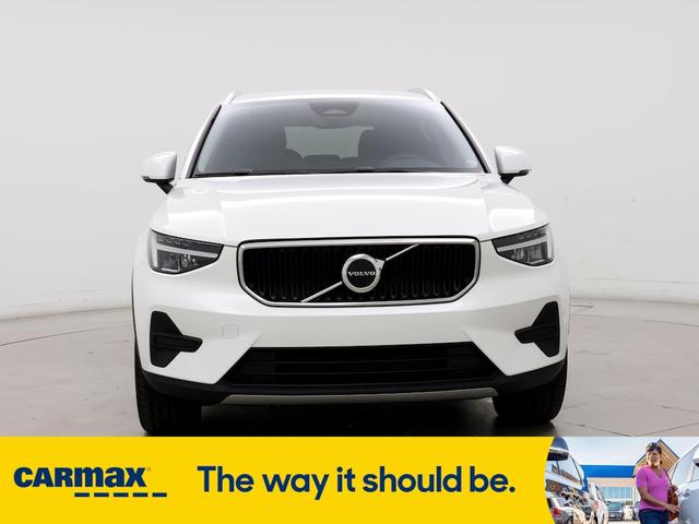 2023 volvo xc40 b4 core