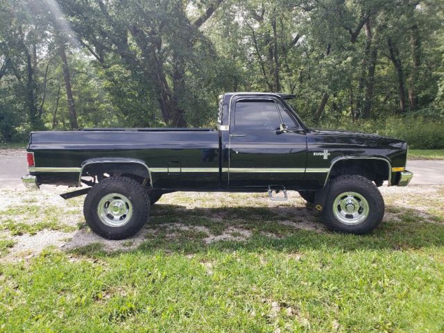 1983 chevrolet k30 silverado