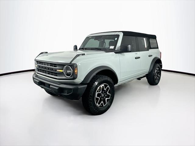 2023 ford bronco base