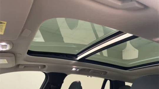 2022 volvo xc90 t6 inscription 6-passenger
