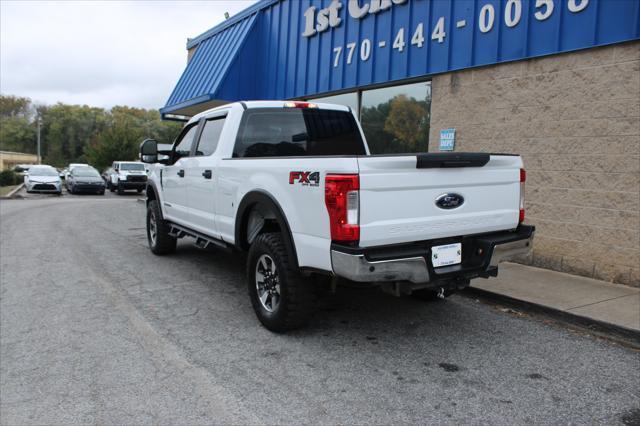 2017 ford f-250 lariat 4wd crew cab 8 box