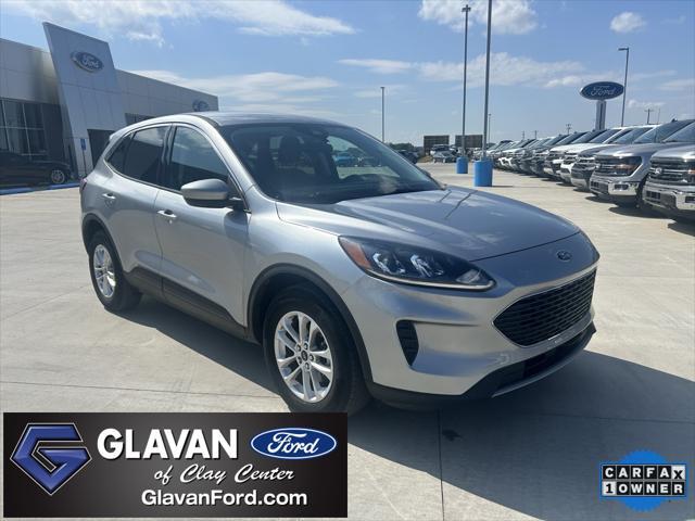 2021 ford escape se
