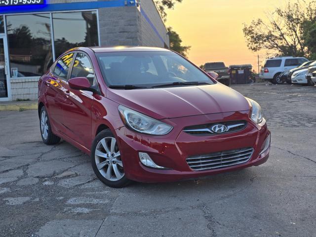2013 hyundai accent gls