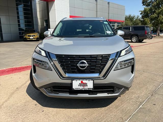 2022 nissan rogue sl