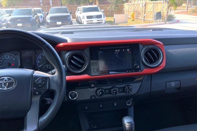 2017 toyota tacoma trd sport
