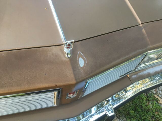 1982 oldsmobile custom cruiser station wagon