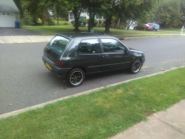 1992 renault clio, 33,000 documented original miles, clean pennsylvania title