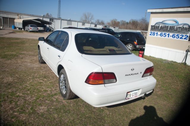 '98 nissan maxima -needs an alternator