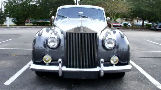 1958 rolls royce silver cloud 1 limousine/ gm converted