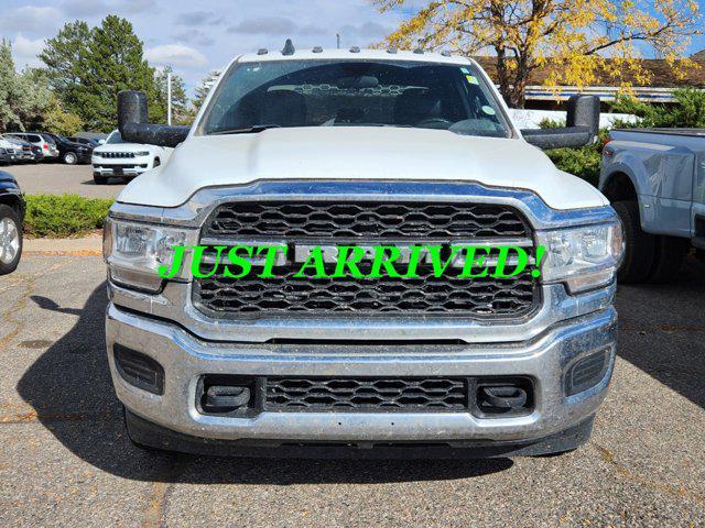 2022 ram 3500 tradesman crew cab 4x4 8' box