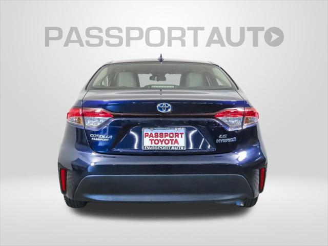 2023 toyota corolla hybrid le